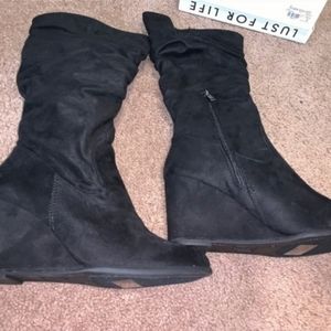 Lust for Life Black Gather Boots